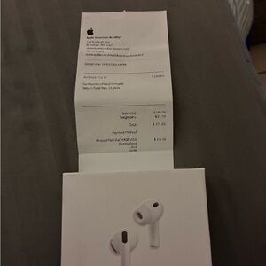 Apple AirPods Pro 3 - Sleek White Design